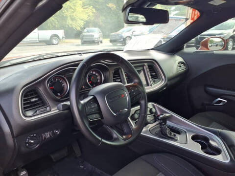 2022 Dodge Challenger SXT