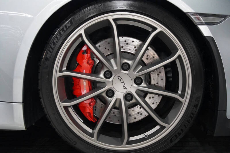 2016 Porsche Cayman GT4