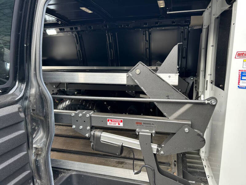 2019 Chevrolet Express 2500