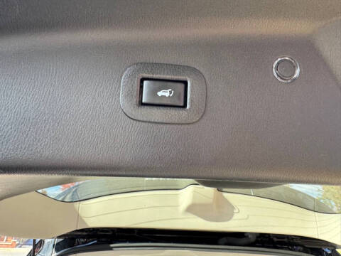 2021 Infiniti QX80 Luxe