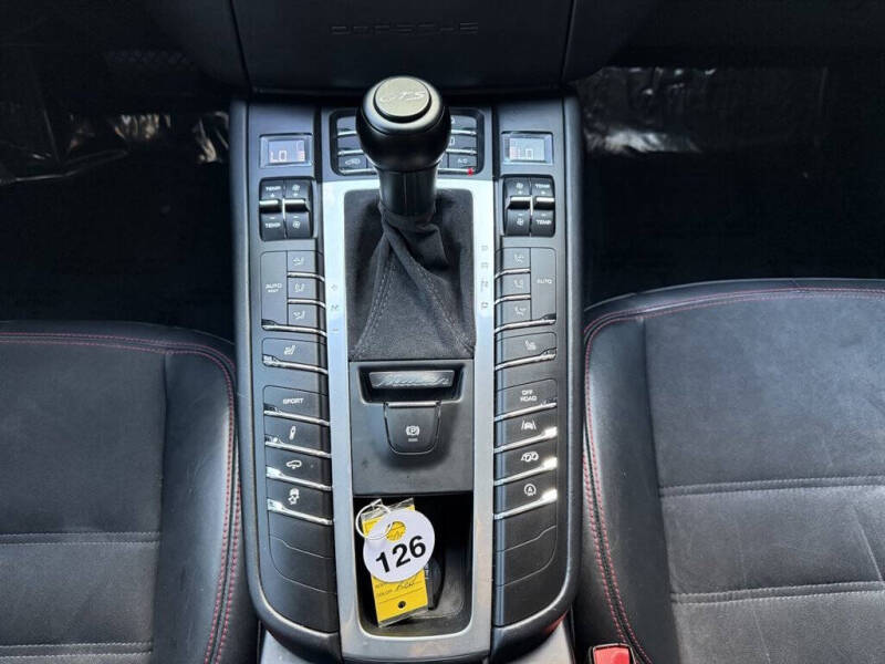 2017 Porsche Macan GTS