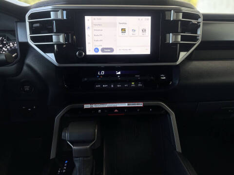 2025 Toyota Tundra SR5