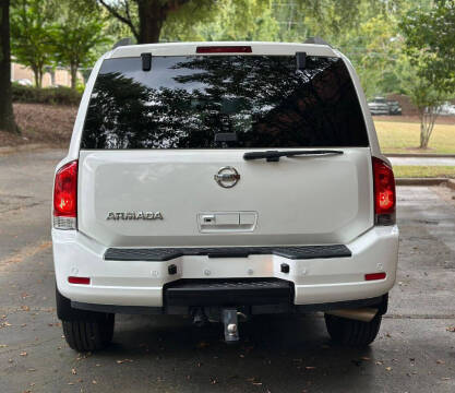 2011 Nissan Armada SL