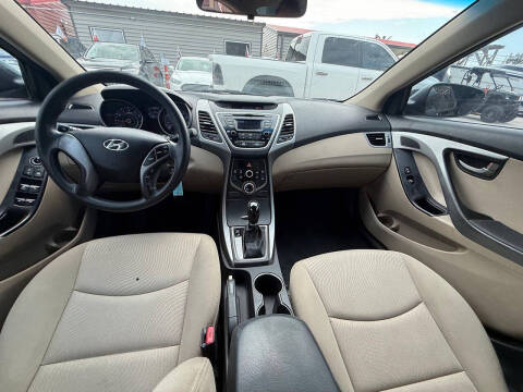 2014 Hyundai Elantra SE