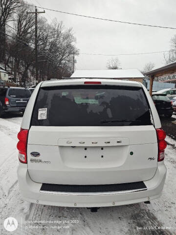 2014 Dodge Grand Caravan R/T