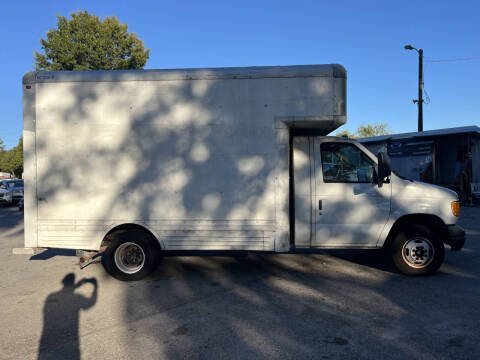 2006 Ford E-Series E-450 SD