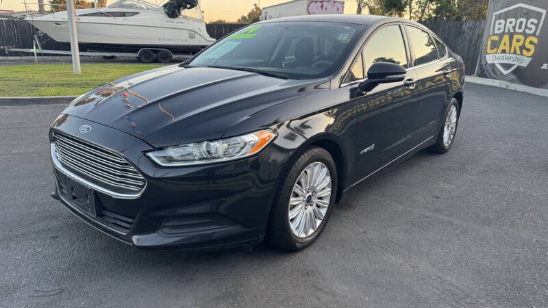 2014 Ford Fusion Hybrid SE