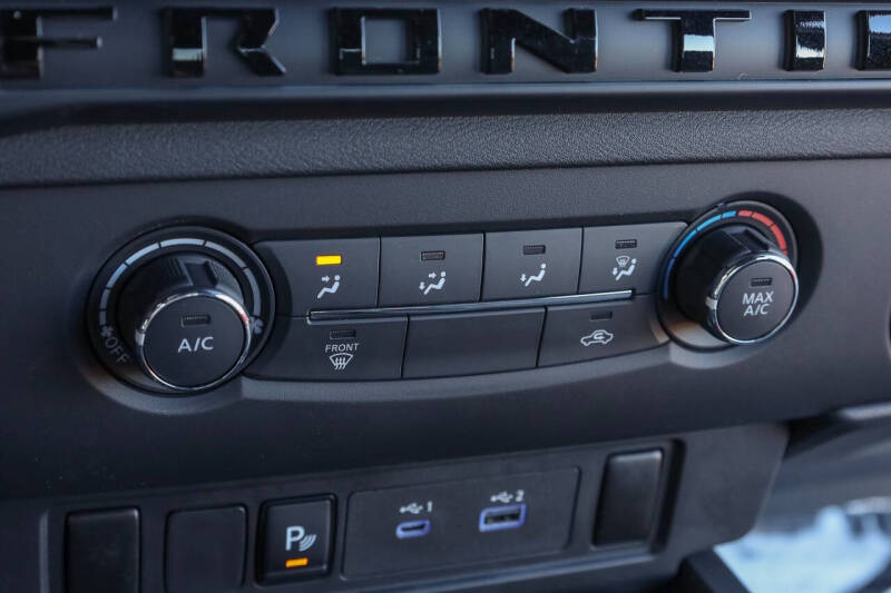 2026 Nissan Frontier SV