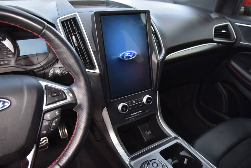 2022 Ford Edge ST-Line