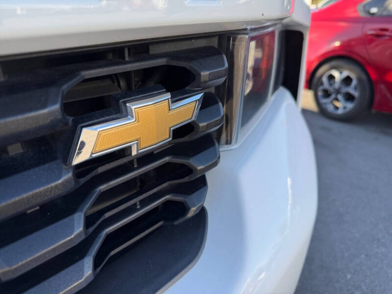 2021 Chevrolet Silverado 1500 Custom