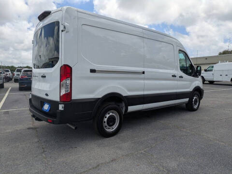 2025 Ford Transit 250