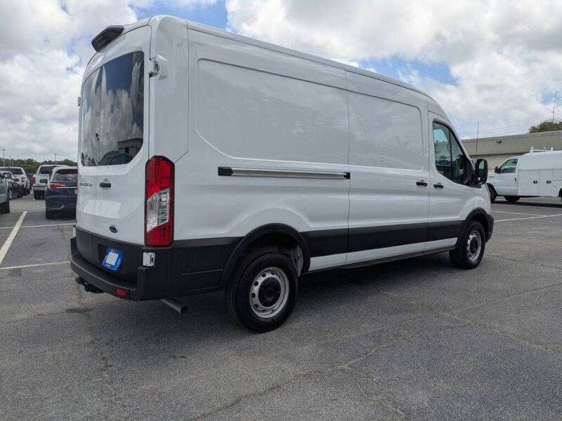 2025 Ford Transit 250