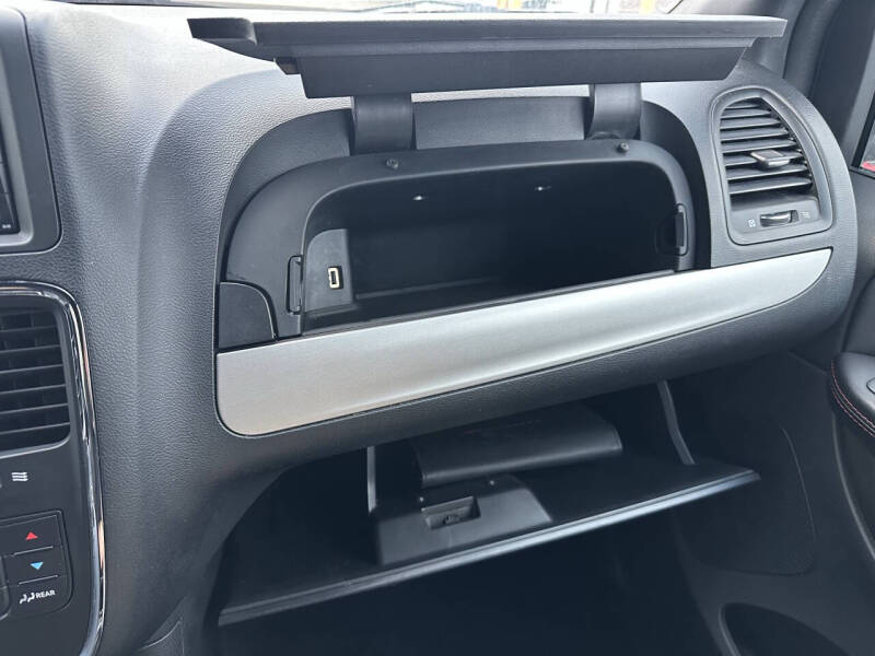 2017 Dodge Grand Caravan GT