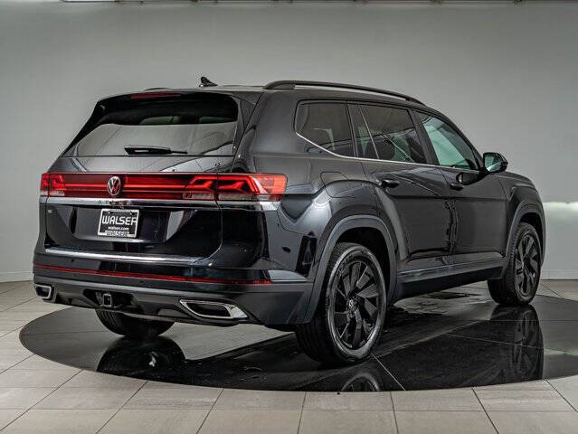2024 Volkswagen Atlas SE