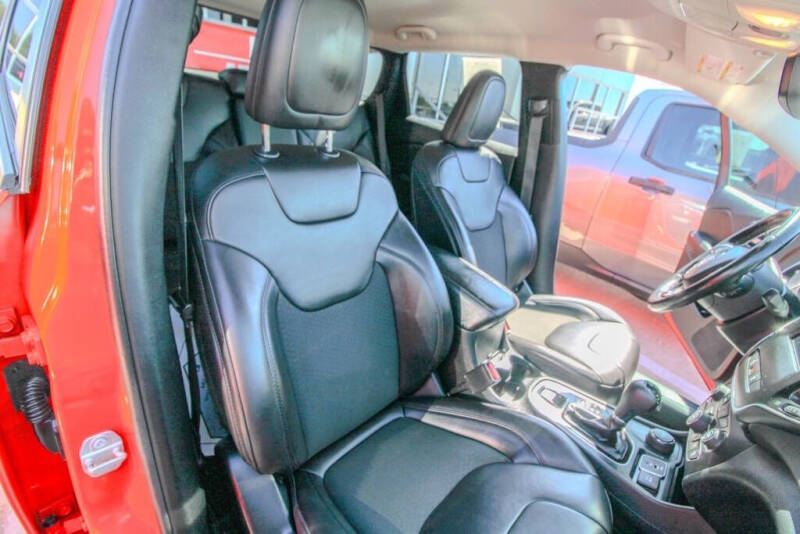 2021 Jeep Cherokee Altitude