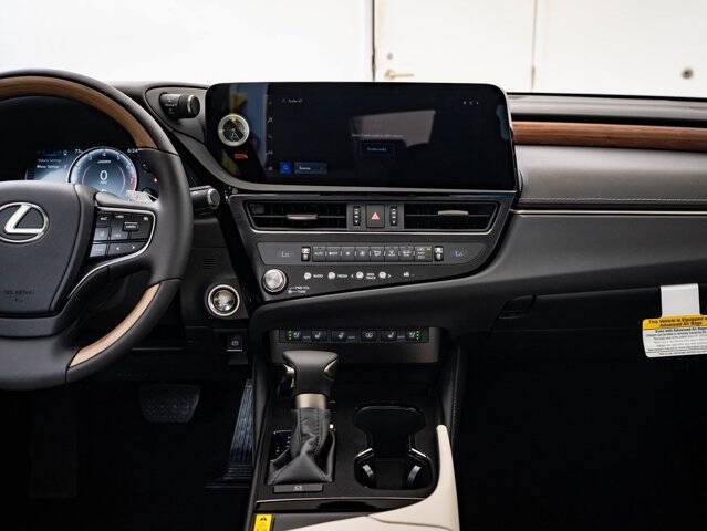 2025 Lexus ES 350 Luxury