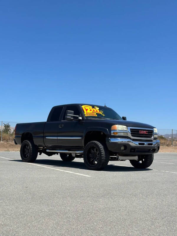 2003 GMC Sierra 2500HD for sale at Valdez Auto Sales in Gonzales CA