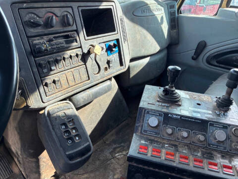 2006 International WorkStar 7400