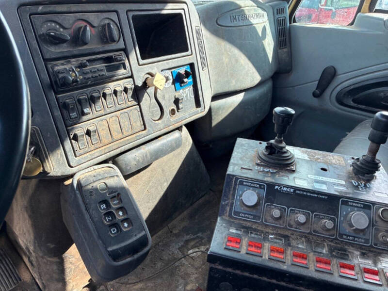 2006 International WorkStar 7400