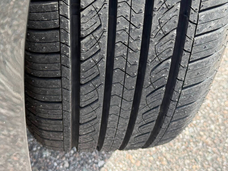 2012 Toyota Prius v Five
