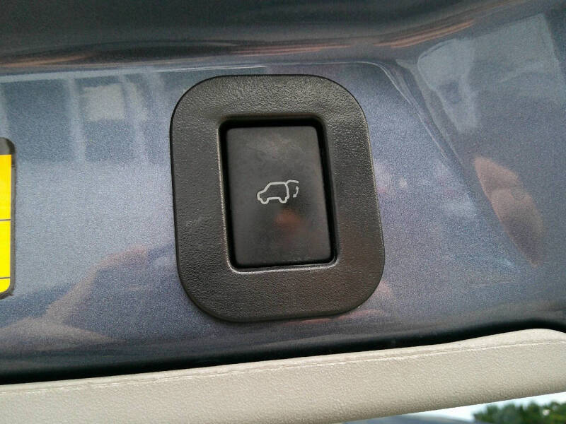 2015 Toyota Sienna XLE 8-Passenger