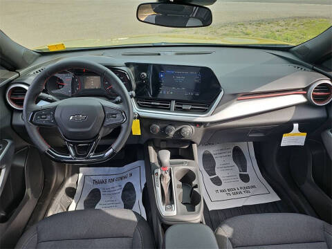 2025 Chevrolet Trax RS