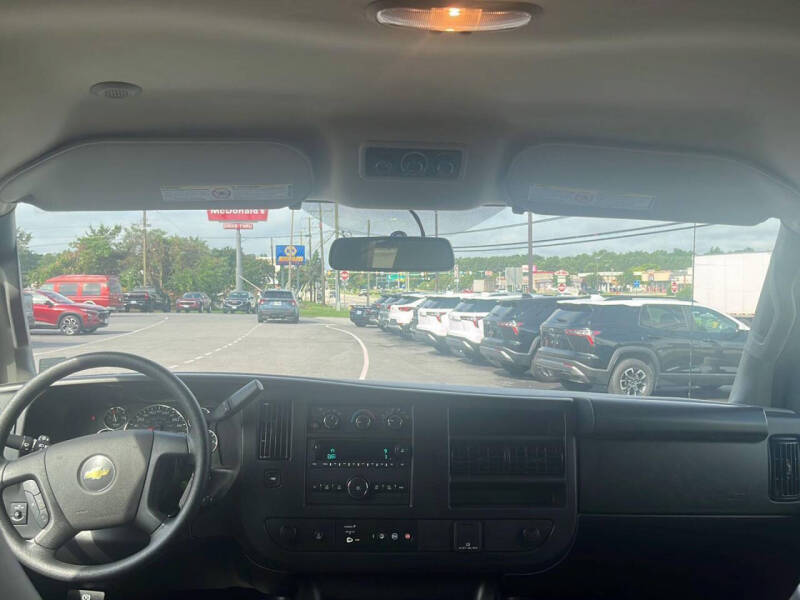 2024 Chevrolet Express LS 3500