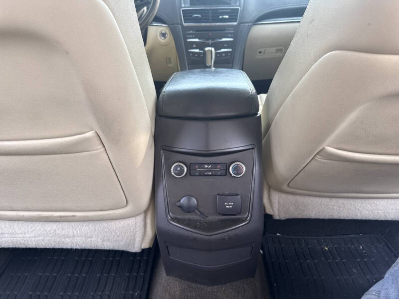 2018 Lincoln MKT Reserve
