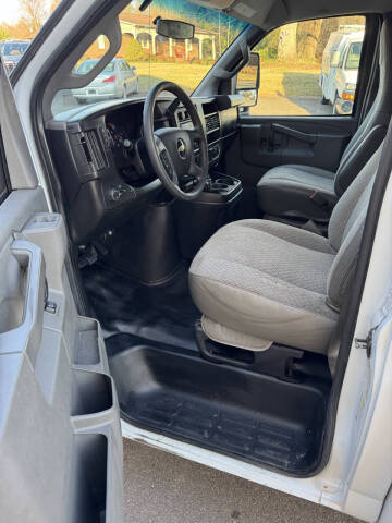 2017 Chevrolet Express 3500