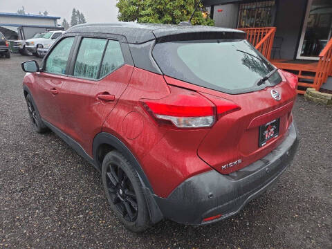 2020 Nissan Kicks SV
