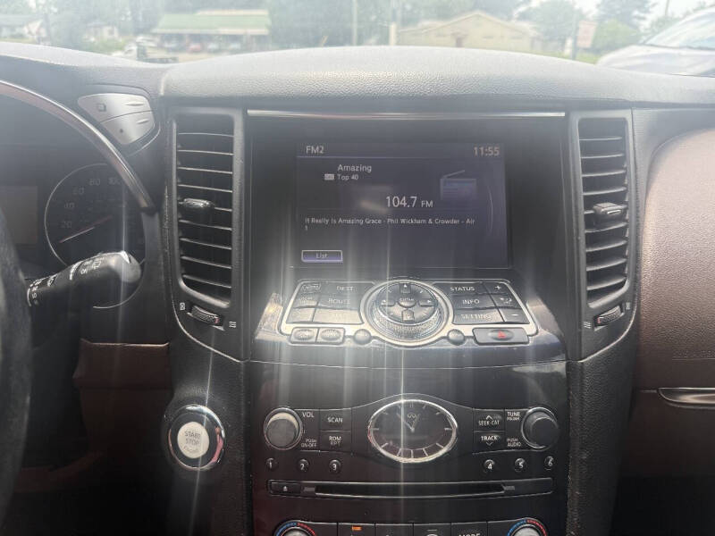 2011 Infiniti FX35