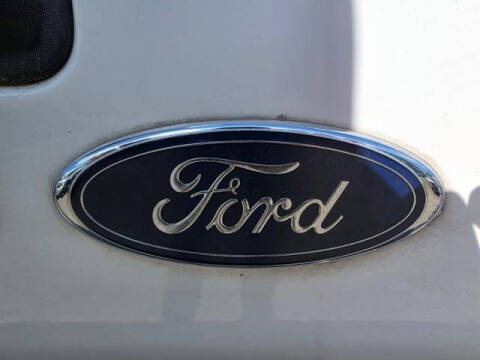 2011 Ford E-Series E-350 SD