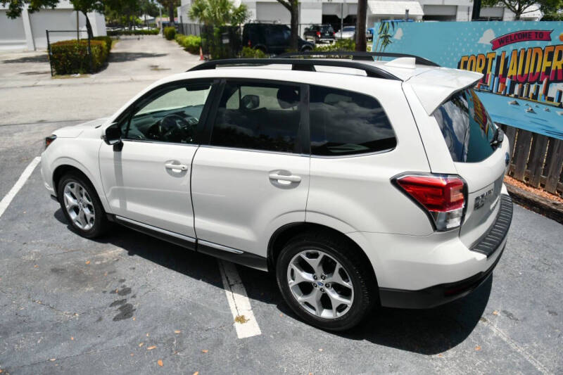 2017 Subaru Forester 2.5i Touring