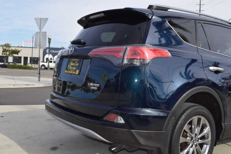 2017 Toyota RAV4 Limited