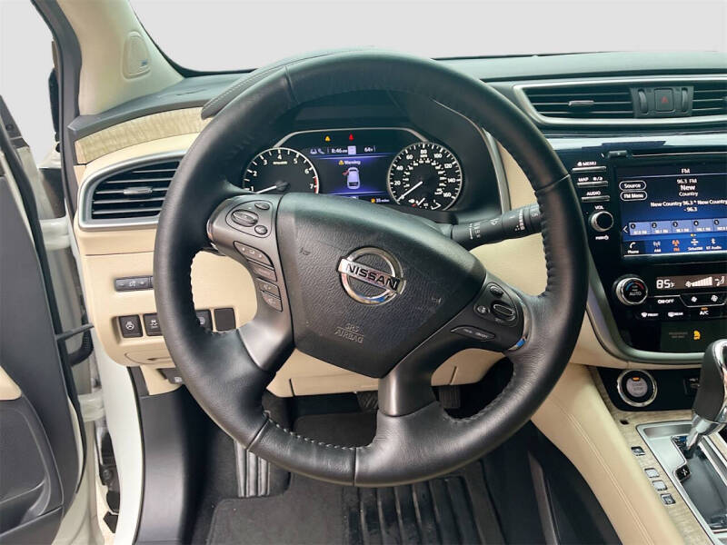 2023 Nissan Murano SL