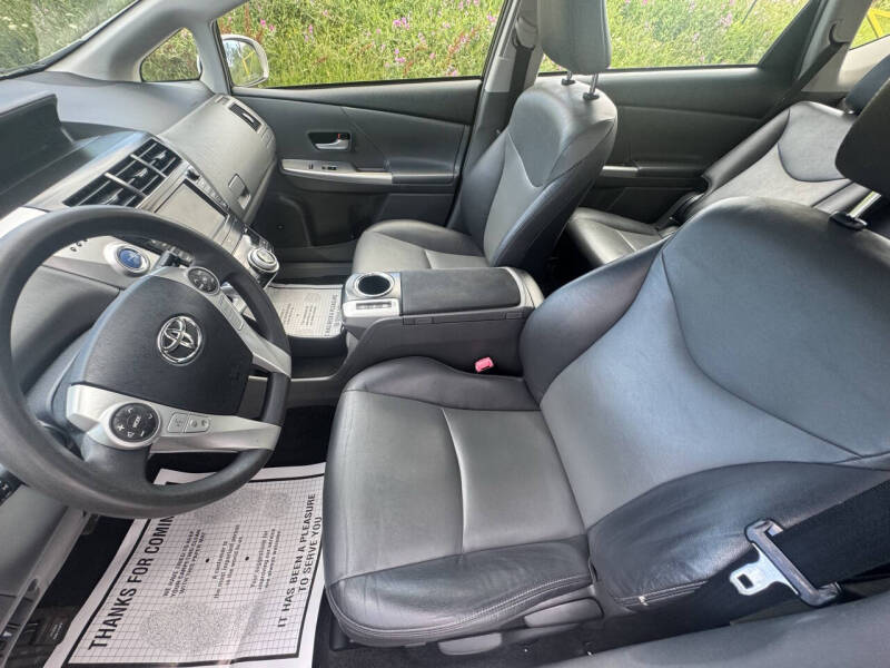 2012 Toyota Prius v Five