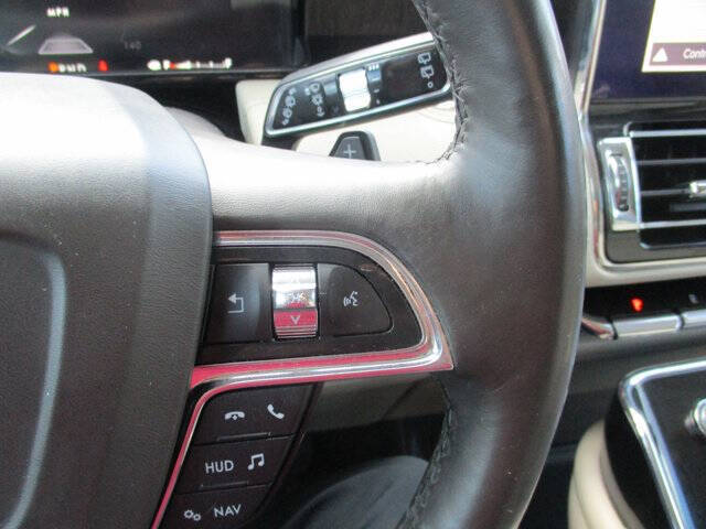 2019 Lincoln Navigator Select