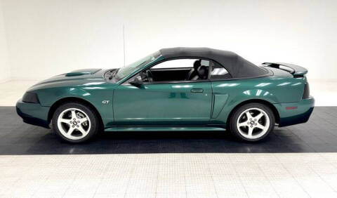 2003 Ford Mustang