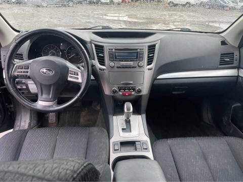 2012 Subaru Outback 2.5i Premium