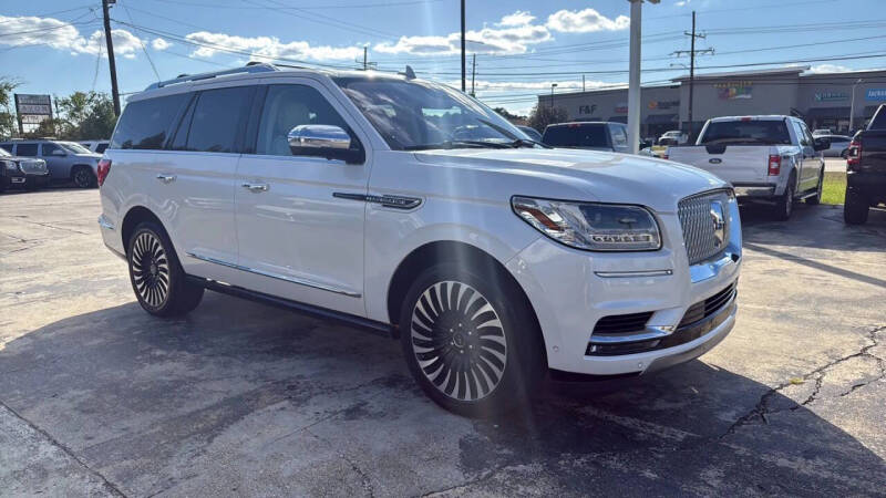 2018 Lincoln Navigator Black Label
