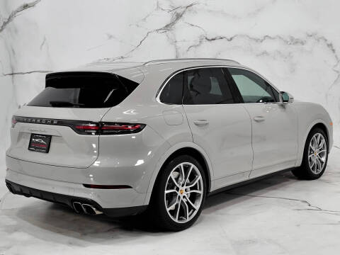2020 Porsche Cayenne Turbo