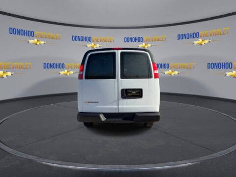 2025 Chevrolet Express 2500