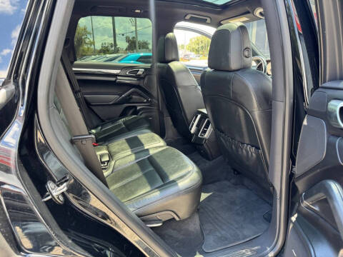 2014 Porsche Cayenne S