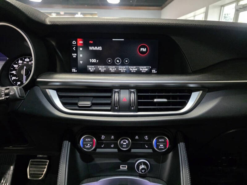 2022 Alfa Romeo Stelvio Ti