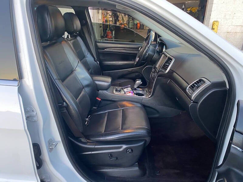 2017 Jeep Grand Cherokee Summit