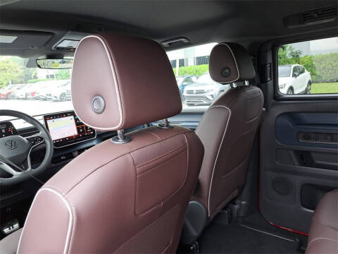 2025 Volkswagen ID. Buzz Pro S