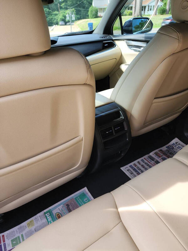2017 Cadillac XT5