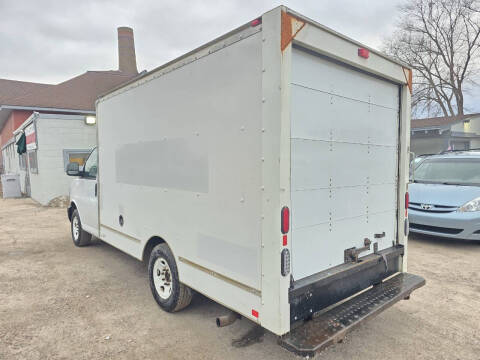 2017 GMC Savana 3500