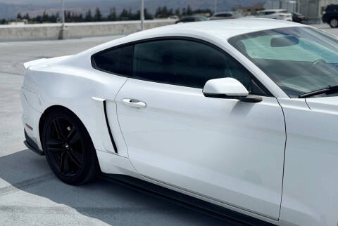2016 Ford Mustang EcoBoost Premium
