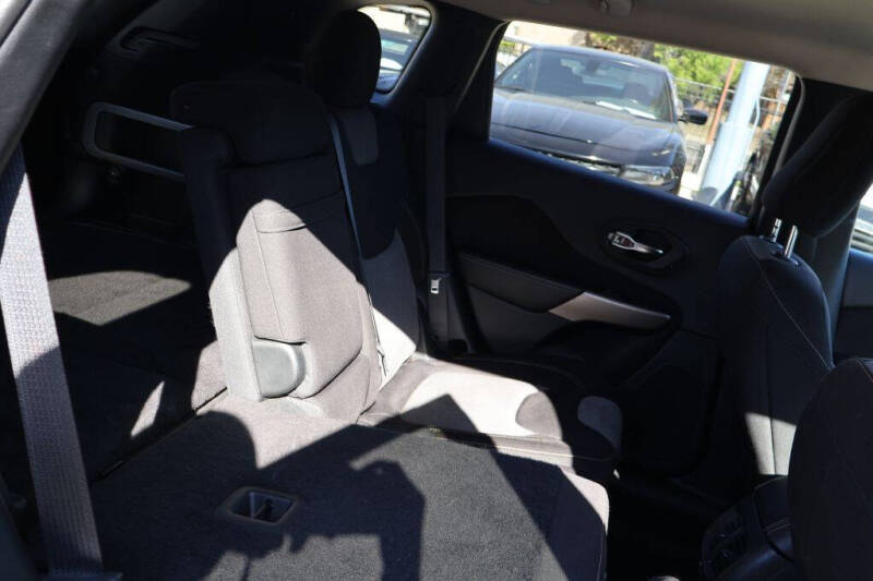 2018 Jeep Cherokee Latitude
